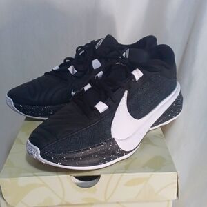 Mens Nike air zoom freak 5